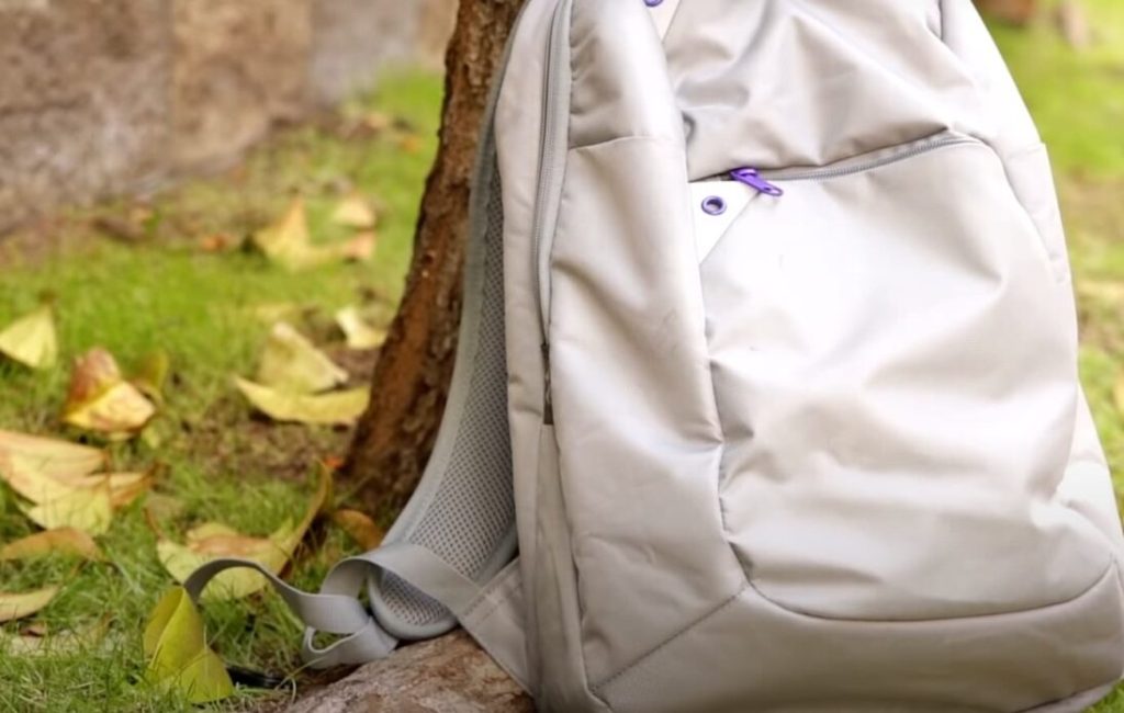 Como proteger sua bolsa e mochila da água e da umidade