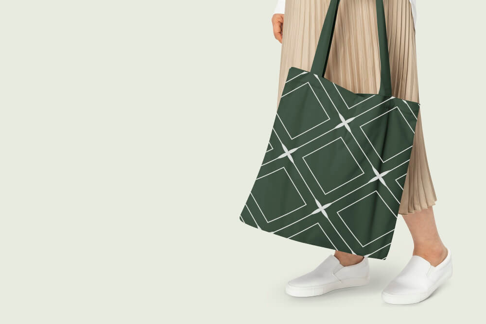 Como Usar Bolsas Estampadas sem Errar no Look