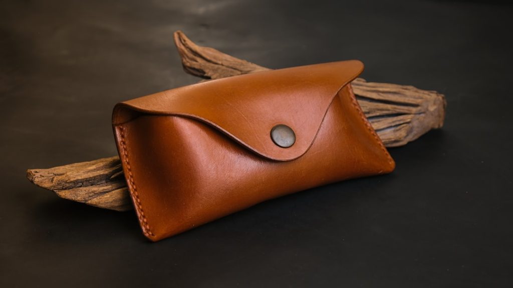 Photo Feminine Leather Executive Bag