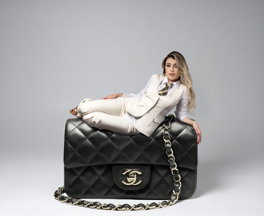 Photo Feminine Leather Executive Bag
