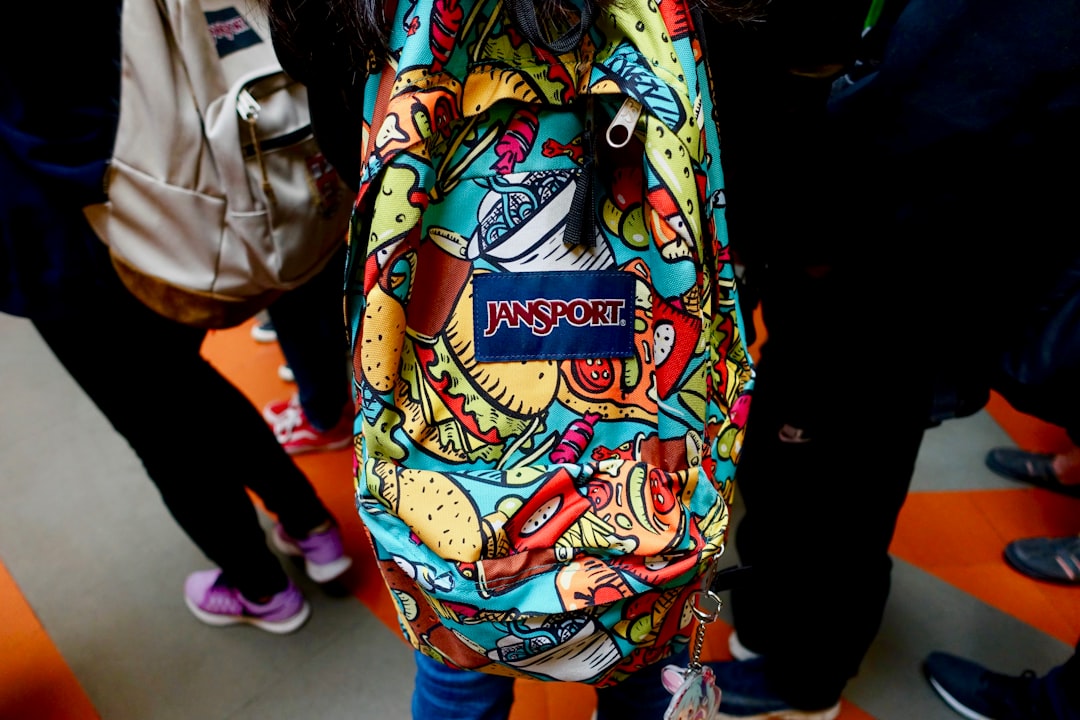 Photo backpack weight kids