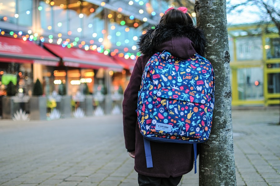 Organizing school backpack