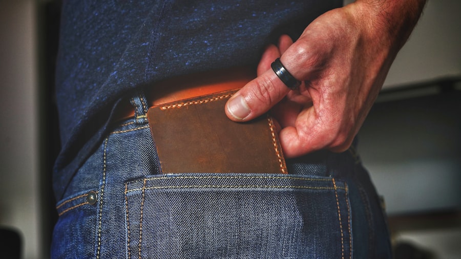 Leather wallet cleaning 