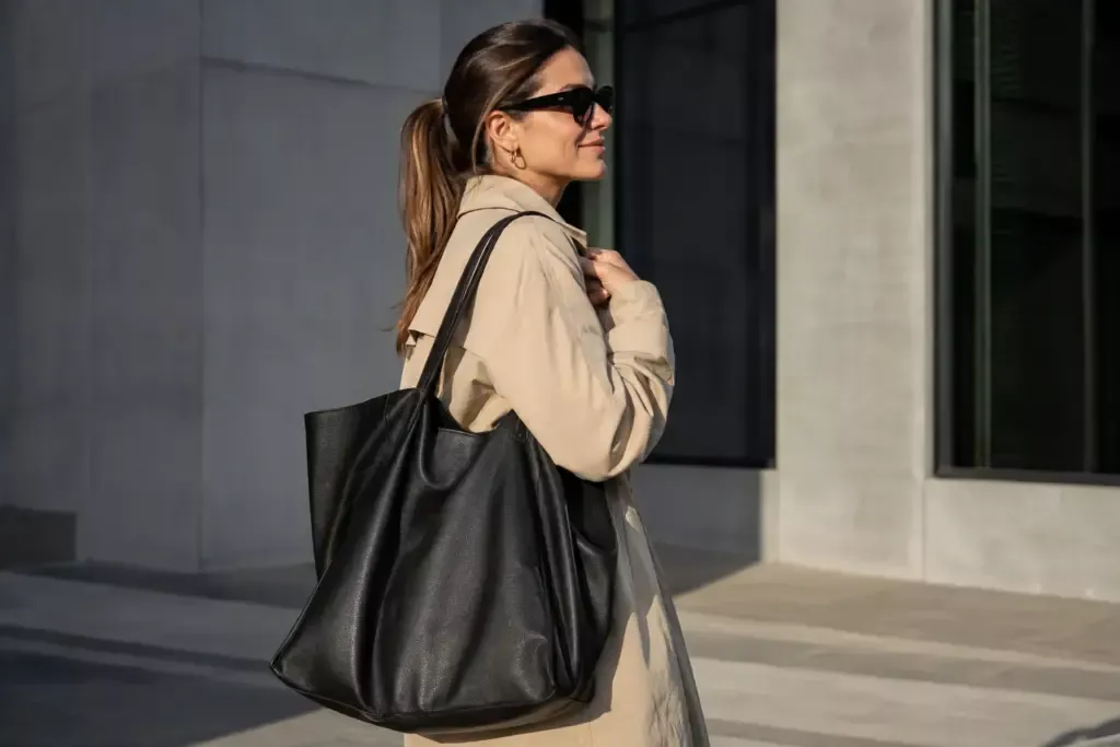 Maxi Bolsas 2026: O Modelo Que Domina as Ruas e Cabe Tudo